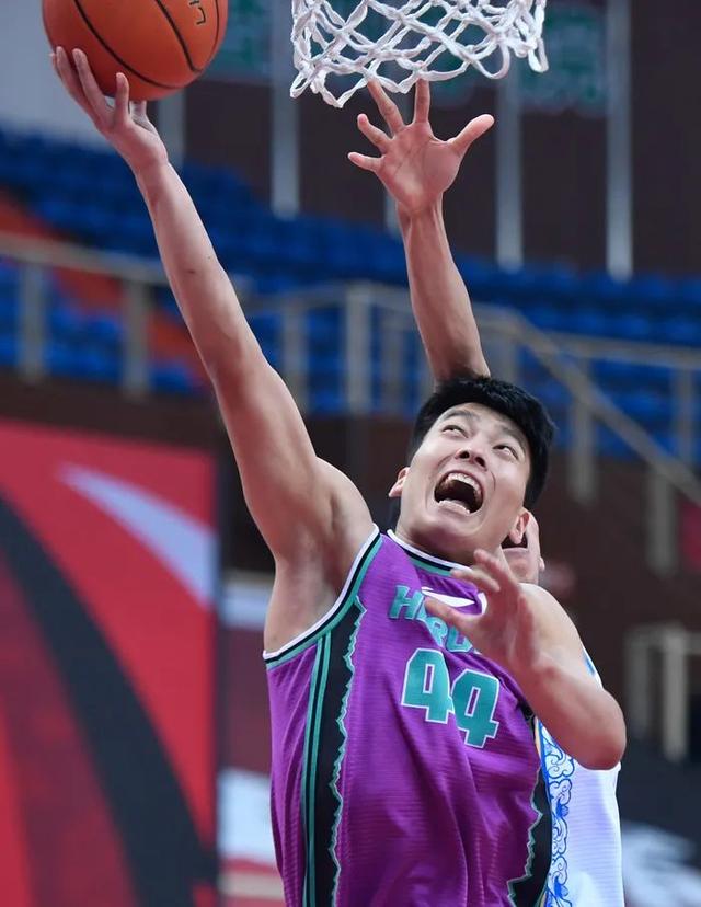 XINGKONG- CBA季后赛赛程吃紧，布鲁克林篮网最后时刻复出首秀，值得警惕，临场指挥获称赞