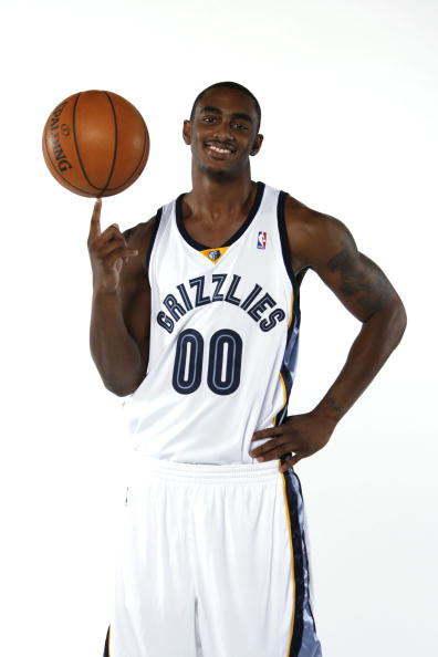 XINGKONG- 孟菲斯灰熊迎葡超关键赛，今夜官宣签约，值得警惕，纪律约束更严格