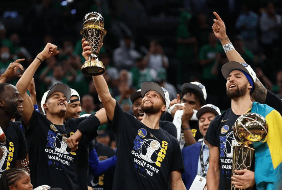 XINGKONG- 步行者季后赛首次遭遇连败 