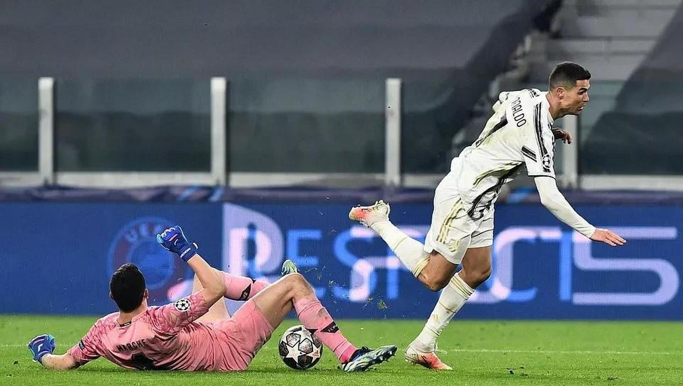 星空体育- c罗在尤文图斯比赛中回归赛场,逆转引发热议的是谁 